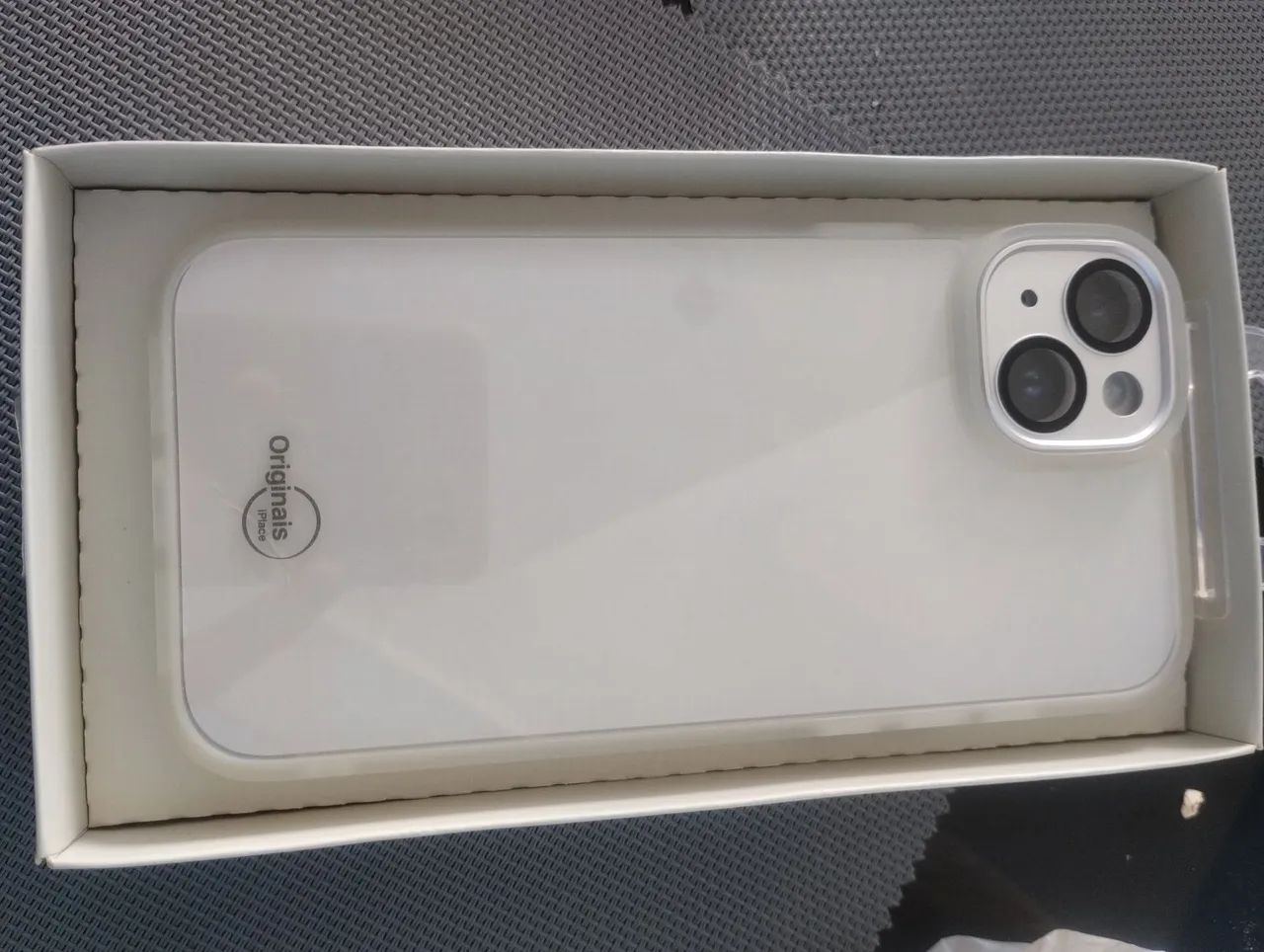 Capa iPhone 15 Plus com Proteção de Câmera - Linha Noronha (Nova na Caixa) - Foto 3