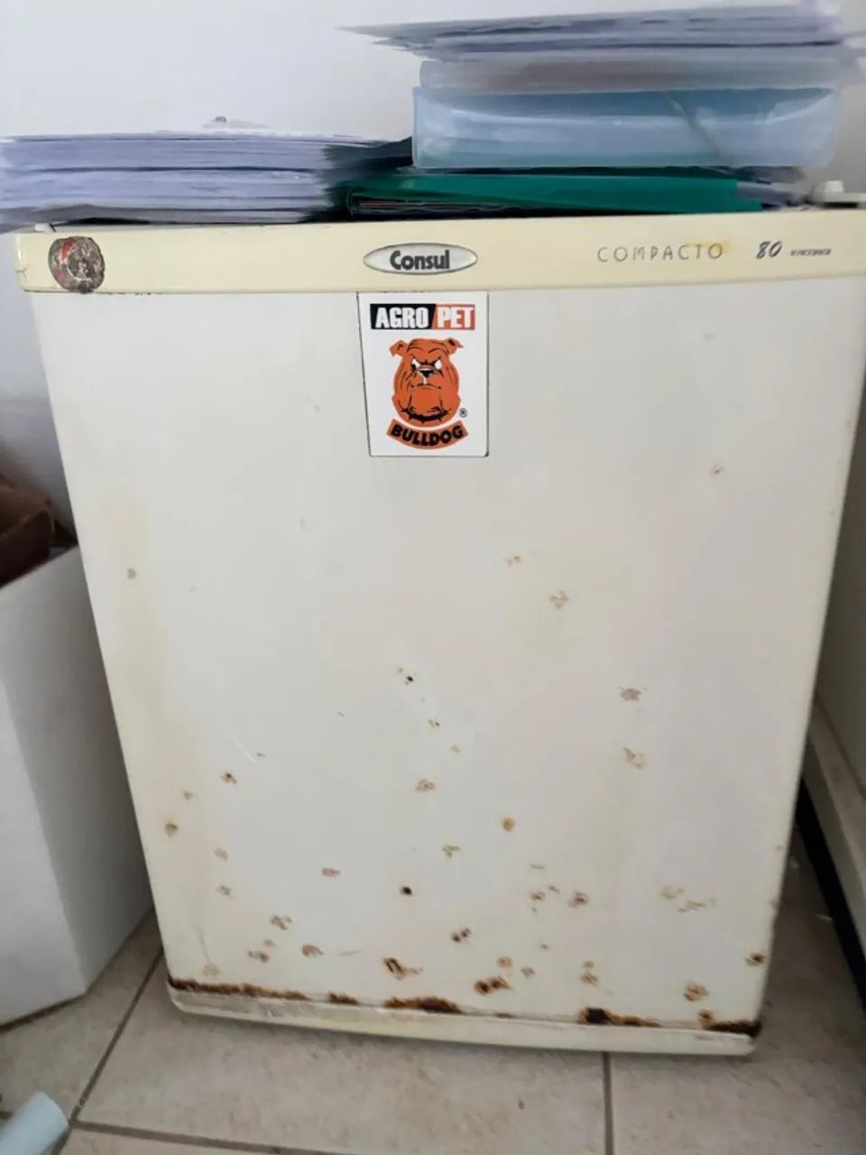 Frigobar Consul Compacto 80 220v