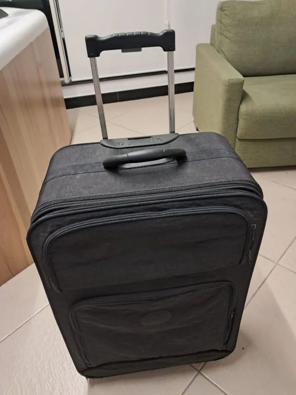 Vendo jogo de 3 malas pretas - Foto 4