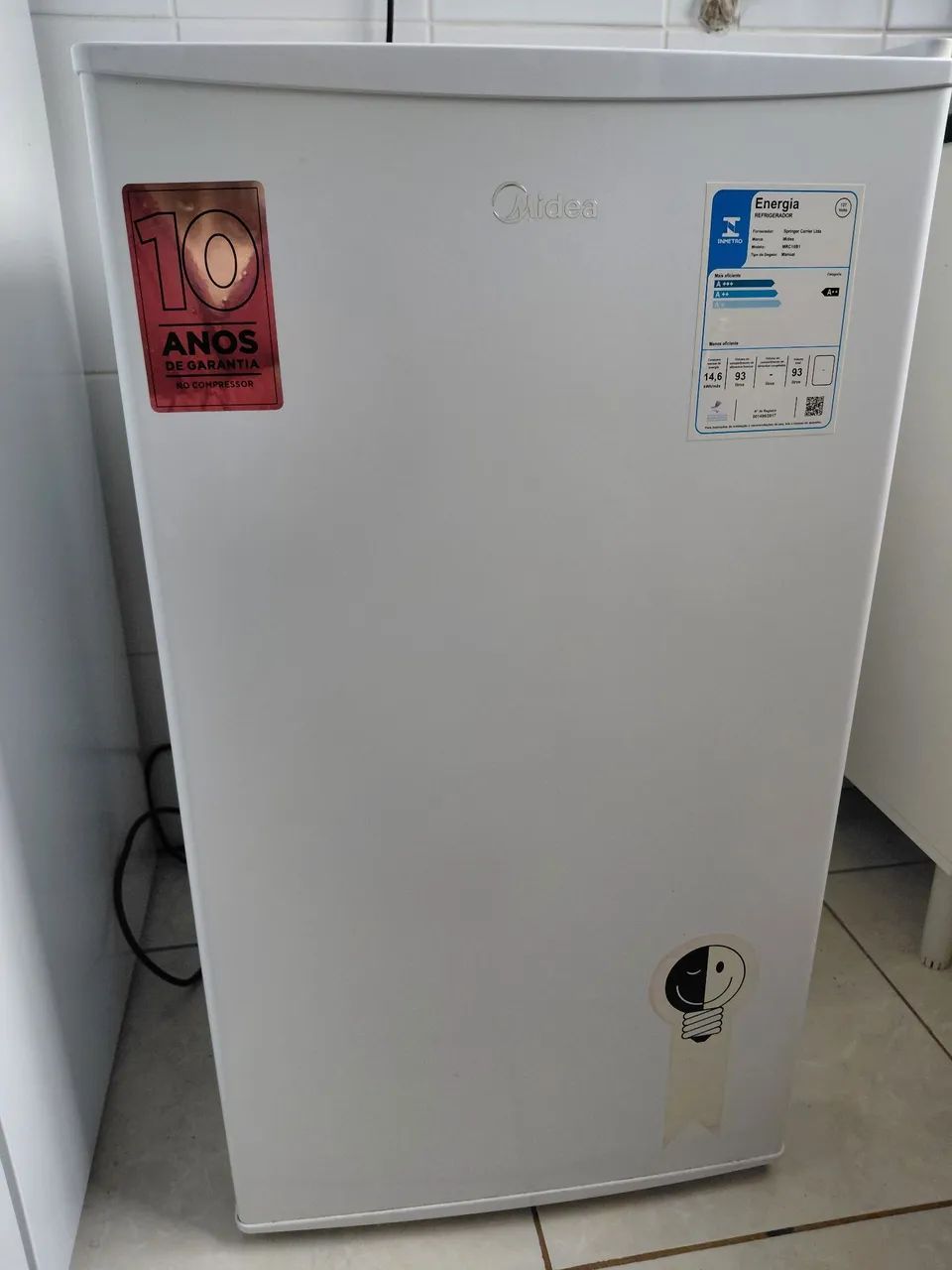 FRIGOBAR MIDEA 93 LITROS