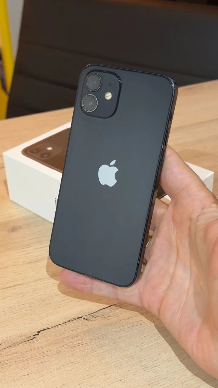 iPhone 12 64GB Space Black - Loja física! Com 90 dias de garantia