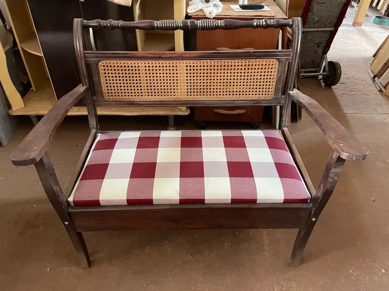 Namoradeira Madeira Maciça 