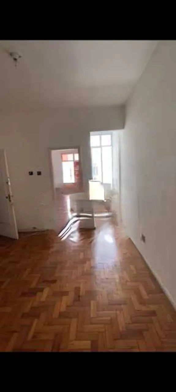 Apartamento - / Residencial / Glória