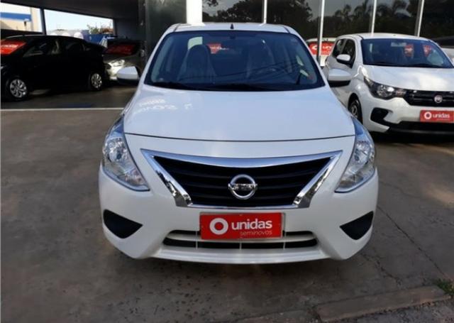 Nissan Versa - Foto 2