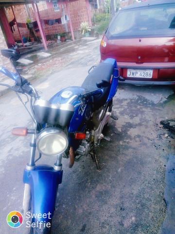 Vendo essa moto ou trocar em outra menor .