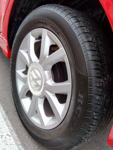 VOLKSWAGEN UP 2013/2014 1.0 MPI HIGH UP 12V FLEX 4P MANUAL - Foto 5