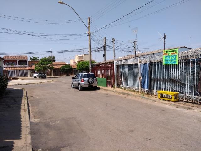 Samambaia Qr 514 casa bem localizada - ac troca em apt na qnl - Foto 2
