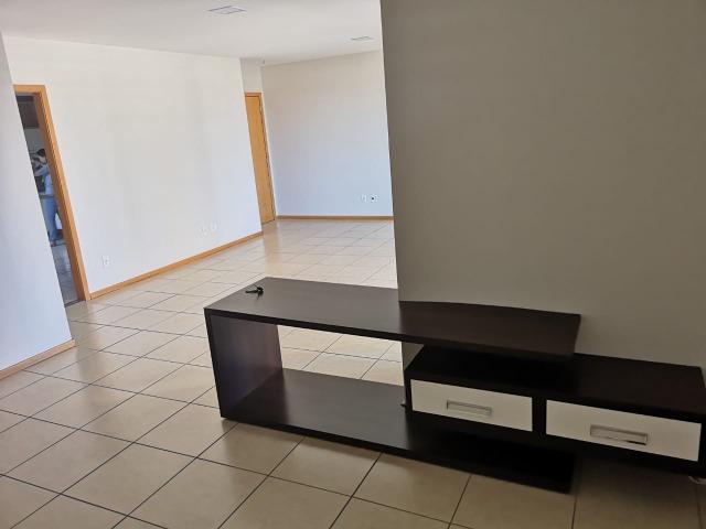 Edf.Cora Coralina - 125mts² 03Quartos Comp.de Armários/2 Vagas de Garagem/Sacada Gourmet - Foto 8