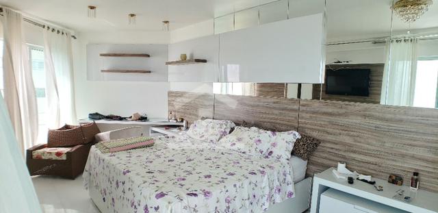 Apartamento na Ponta do Farol / 5 Suítes / 400m - Foto 2