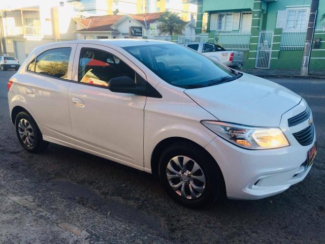 ONIX 2016/2017 1.0 MPFI JOY 8V FLEX 4P MANUAL - Foto 4