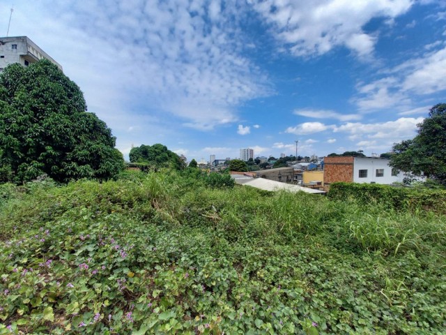 Vendo excelente Terreno na Praça 14 medindo. - Foto 4