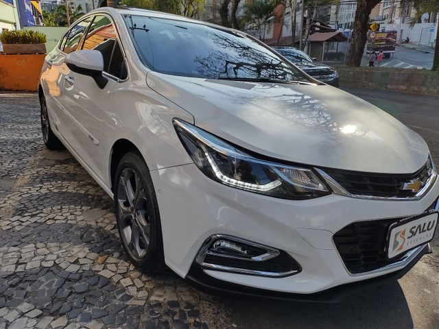 CRUZE HATCH LTZ / 2018 // 88.900,