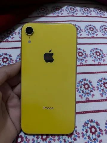 Vendo iPhone XR amarelo 