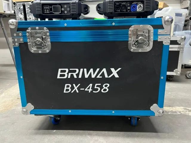 4 moving Aura Effect +2 cases Wash Beam Led Zoom 19x15 Rgbw+ 2 Cases rodinha Marca Briwax - Foto 3