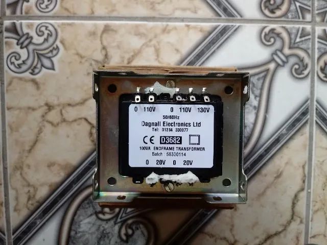 Transformador Dagnall D 3682 100 VA