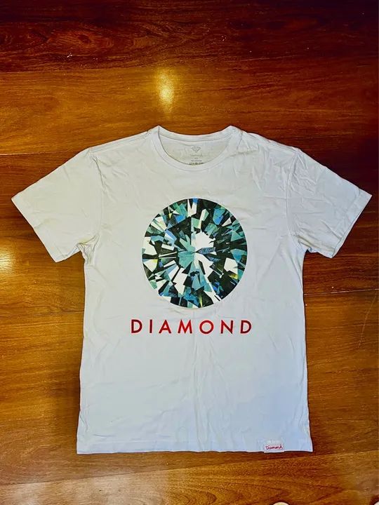Camiseta Diamond Branca tam.GG - Foto 3