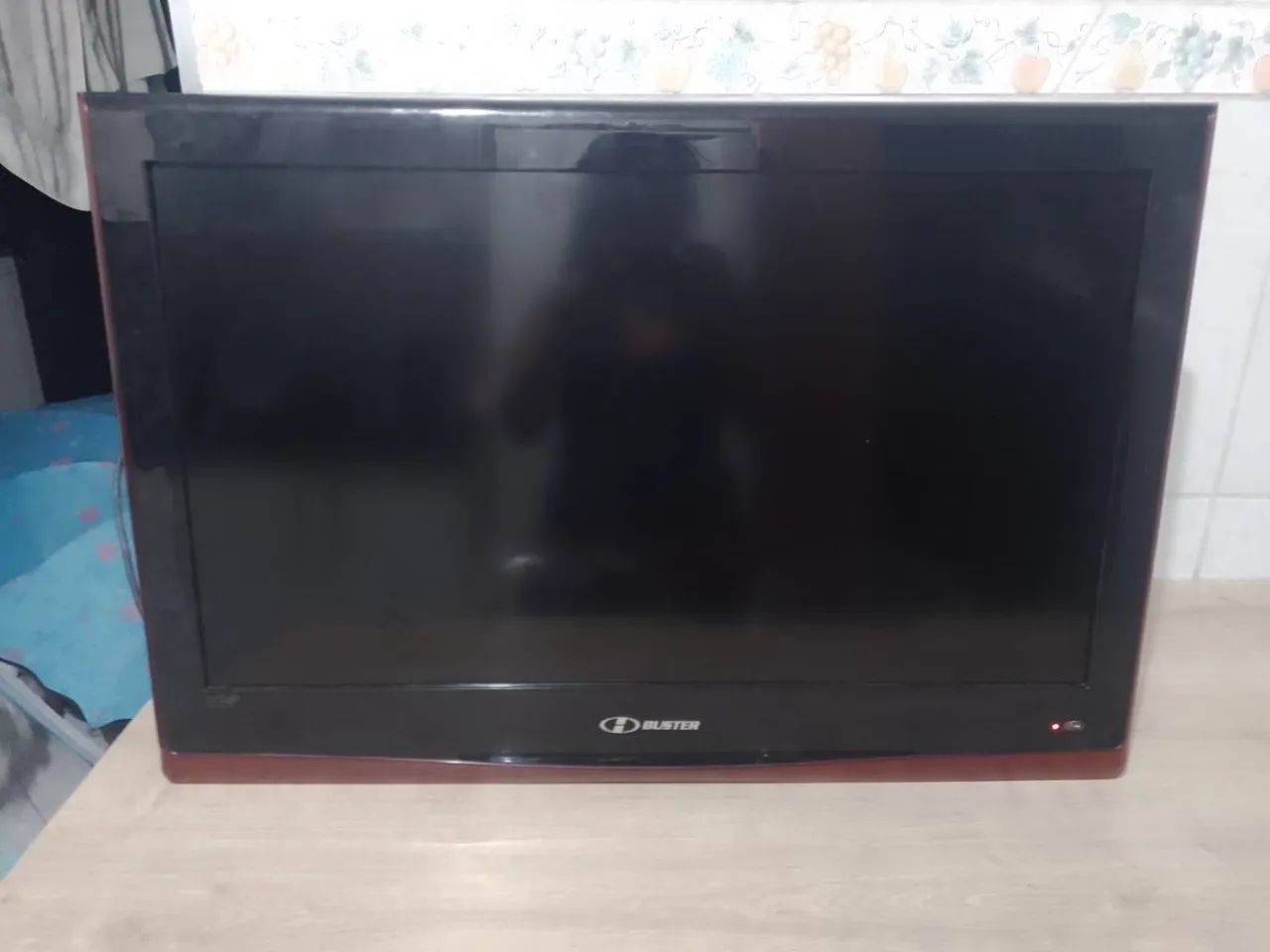 TV LCD 32 polegadas Buster