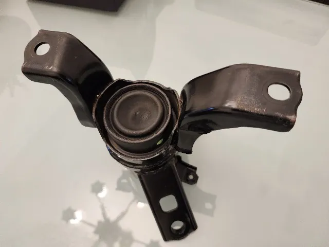 Calço Coxim Hidráulico motor lado direito Toyota Rav4 2014 2.0 16v tração 4x4