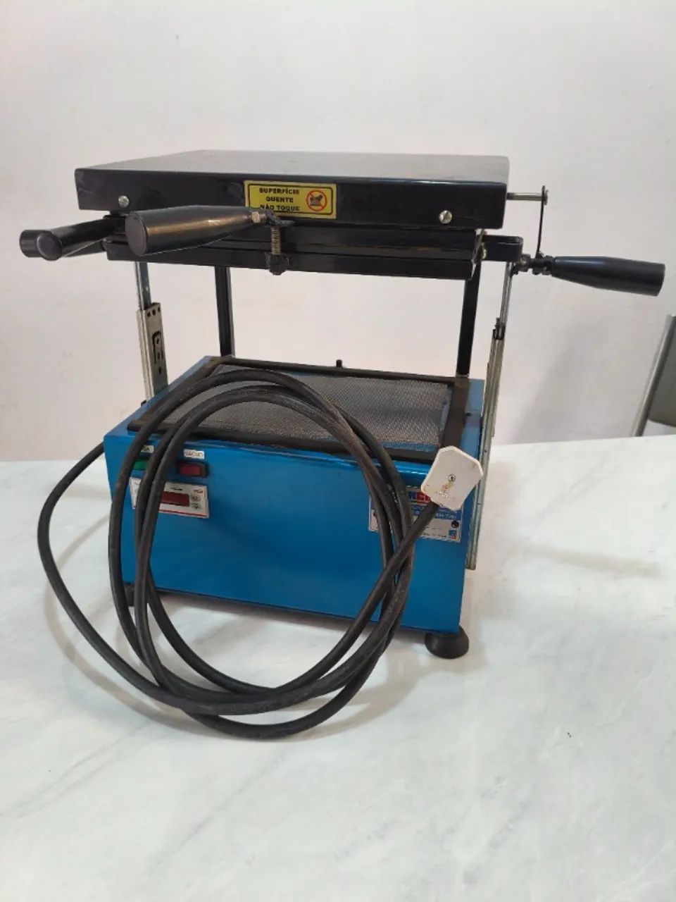 MÁQUINA VACUUM FORMING -SEMI NOVA - SUPER OFERTA! - Foto 5
