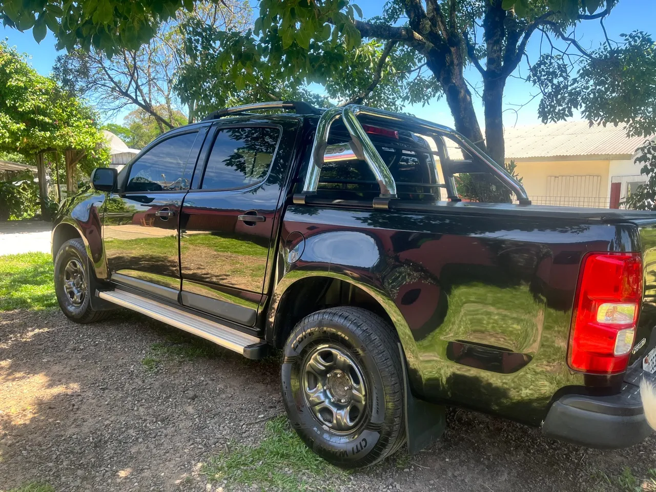 S10 LS 4x2 Diesel cabine Dupla Único Dono Manual