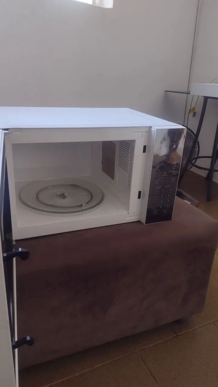 Microondas Philco espelhado 30L entrego  - Foto 4