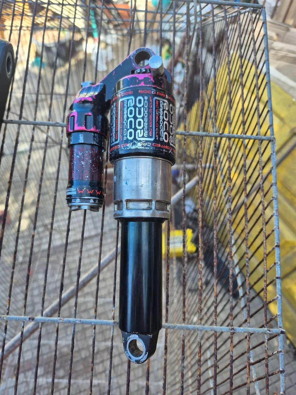 Shock marzocchi rocco wc air  (faço troca em notebook/ algo do meu interesse) - Foto 4
