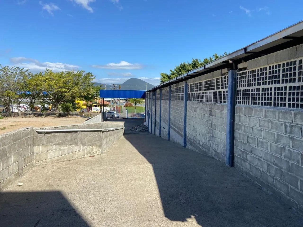 Galpão comercial à venda, 4475m² - Carianos - Florianópolis/SC - Foto 4