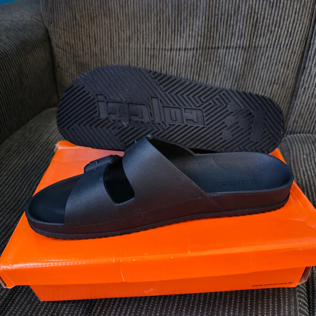 Chinelo slide Colcci