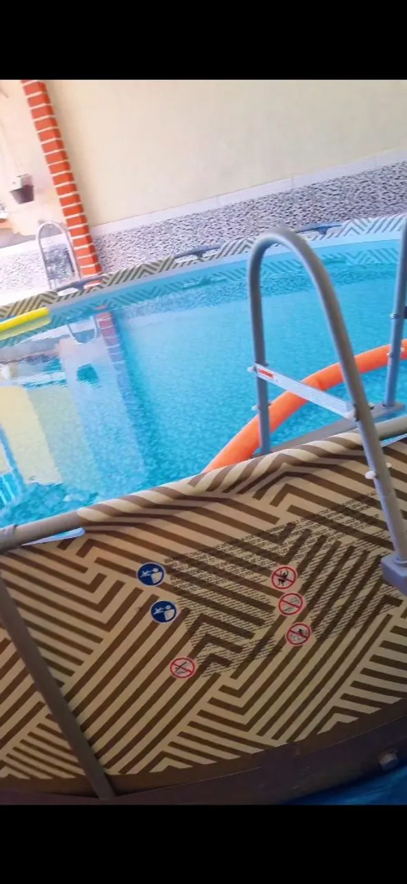Piscina estrutural para lazer e diversão