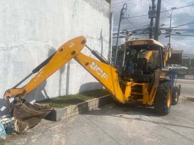 RETROSCAVADEIRA JCB  - Foto 3