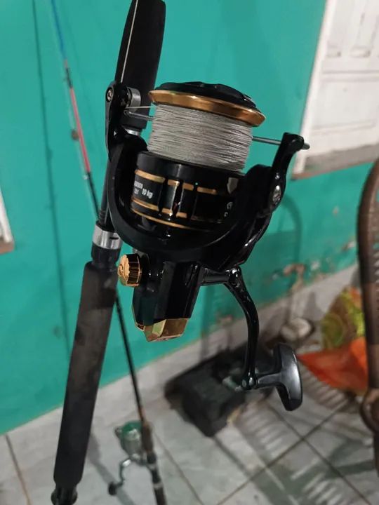 Vendo 2 molinetes para pesca com vara  - Foto 2