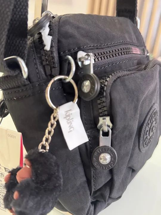 Bolsa Kipling Preta  - Foto 2