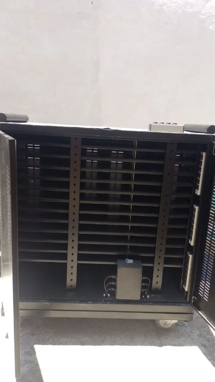 Gabinete de Recarga Preto - Foto 3