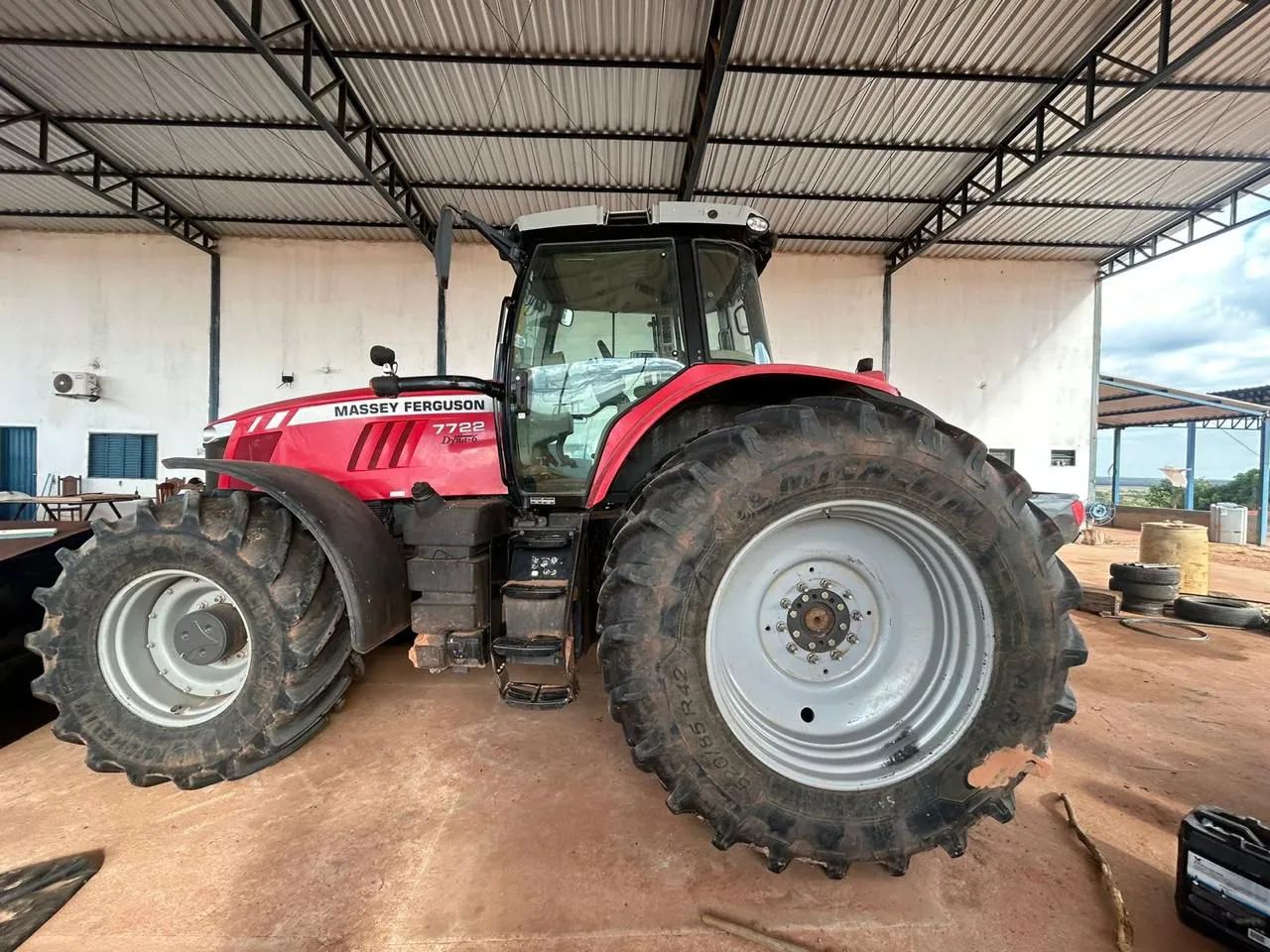 TRATOR MF 7222 - Foto 4