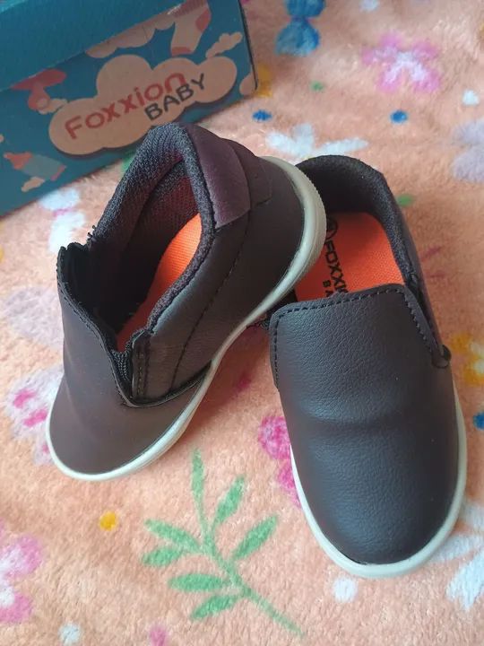 Sapato infantil número 20 novo 