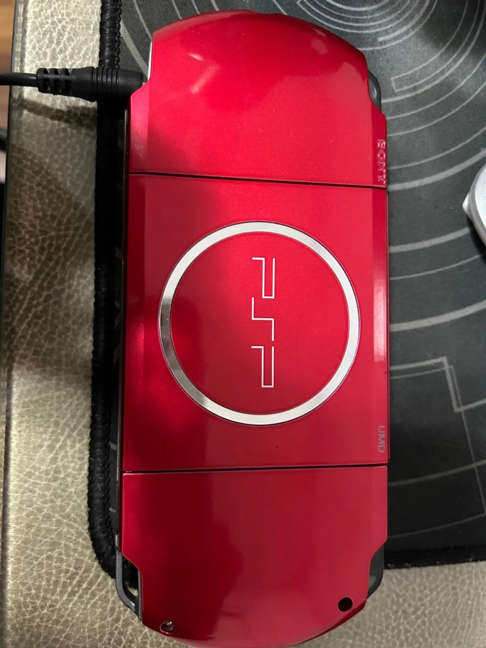 PSP Vermelho (3003) - Sony PlayStation Portátil