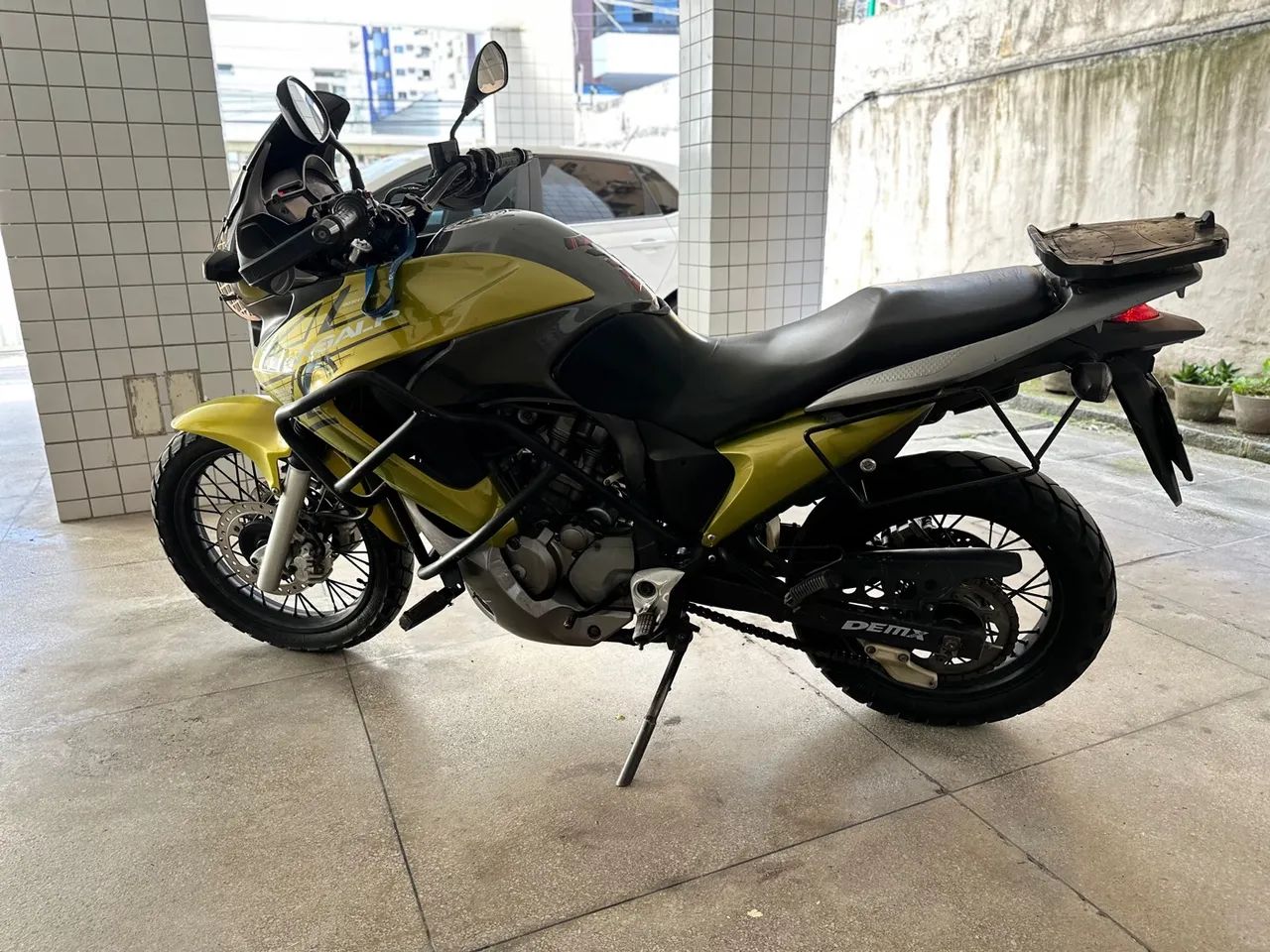 Honda Transalp 700cc 2012 muito nova  - Foto 10