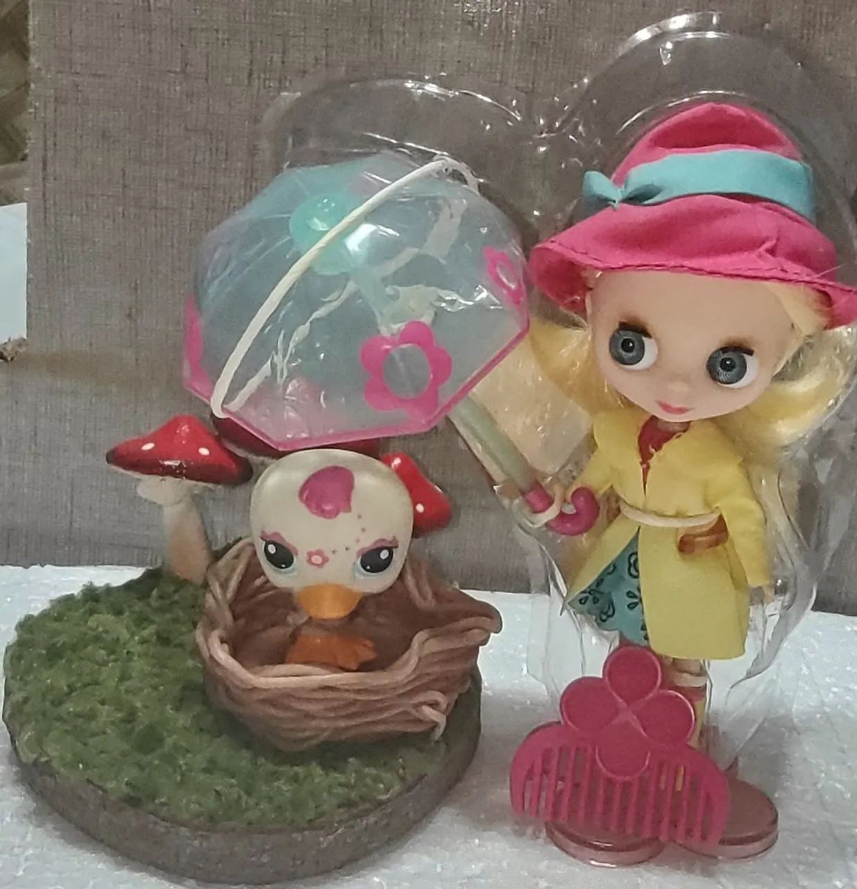 Littlest pets shop 