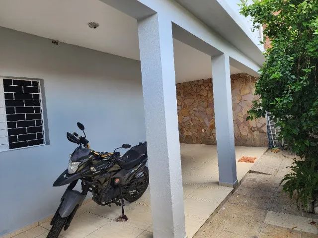 Vendo 02 Casas Independentes no preço de 01- Ideal para Moradia ou Investimento - Foto 2