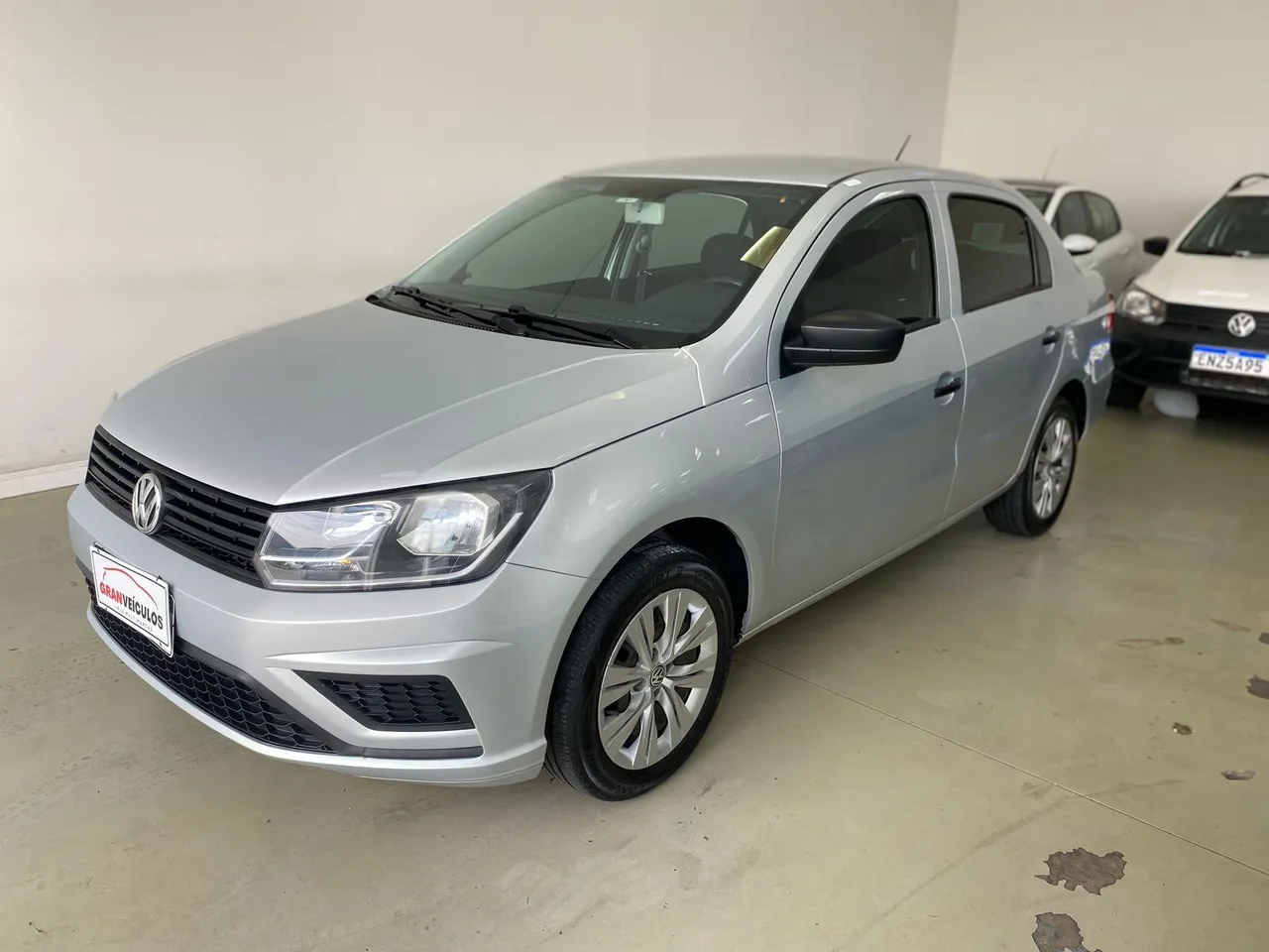 Voyage 2023 completo impecável 1.0 flex