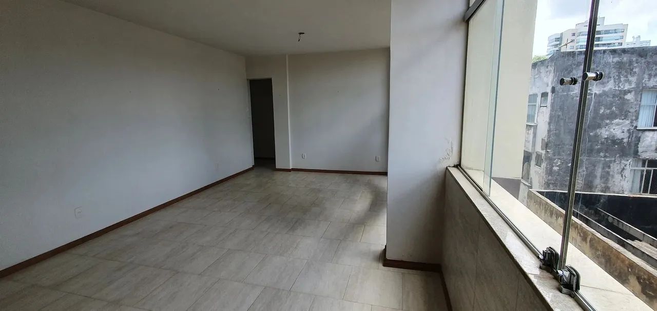 Apartamento na Barra , 3 Quartos, 1 Suíte, 153 m², 3 sanitários, sala ampla, 01 vaga,  pró - Foto 2
