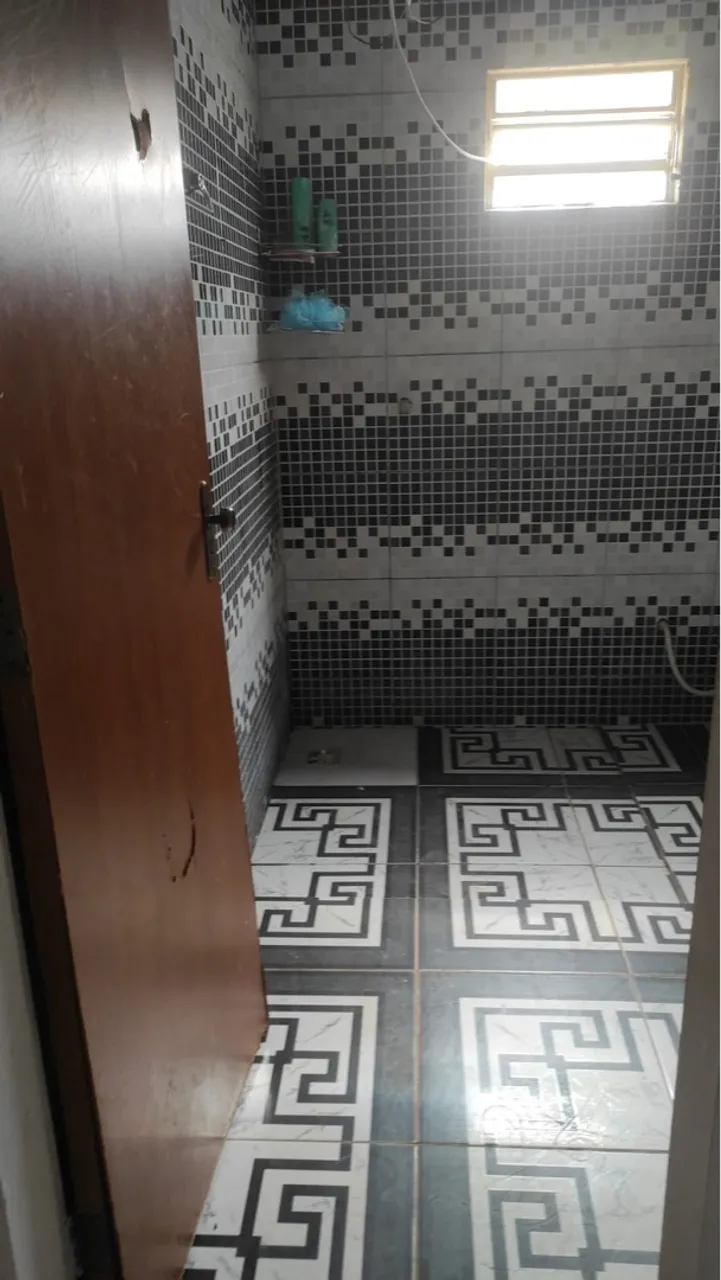 Alugo casa