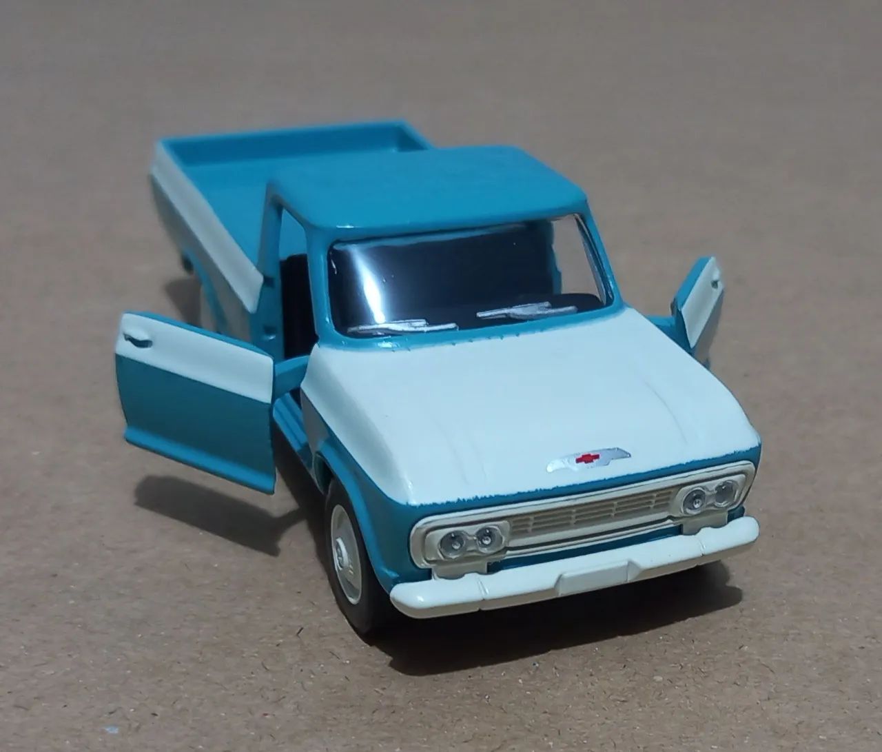 Miniatura Chevrolet  C15    1/43 - Foto 3
