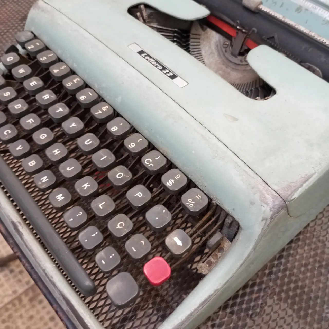 Máquina Escrever Olivetti Lettera 22