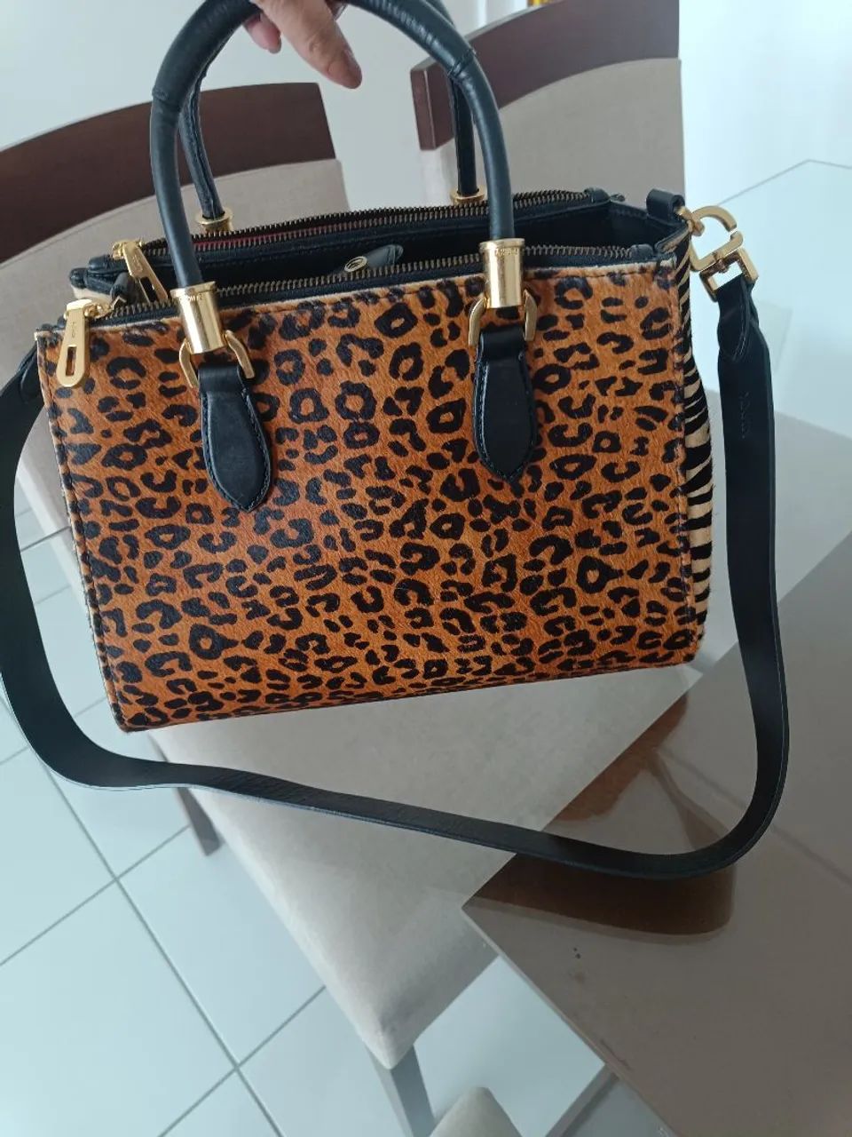 Bolsa de mão animal print