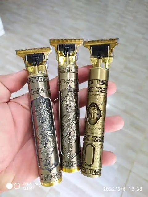 Máquina de Corte e Barba Profissional T9 Recarregável - Foto 2