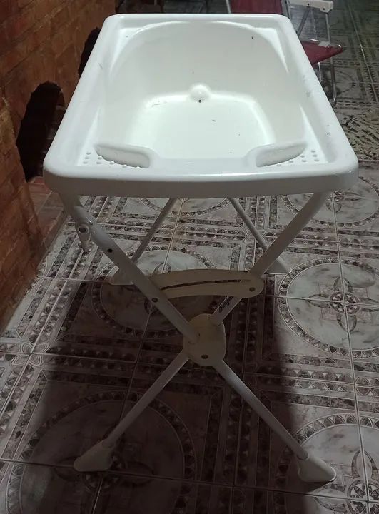 Banheira com suporte. - Foto 2