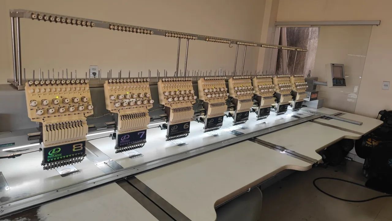 Máquina de Bordar  - Foto 2