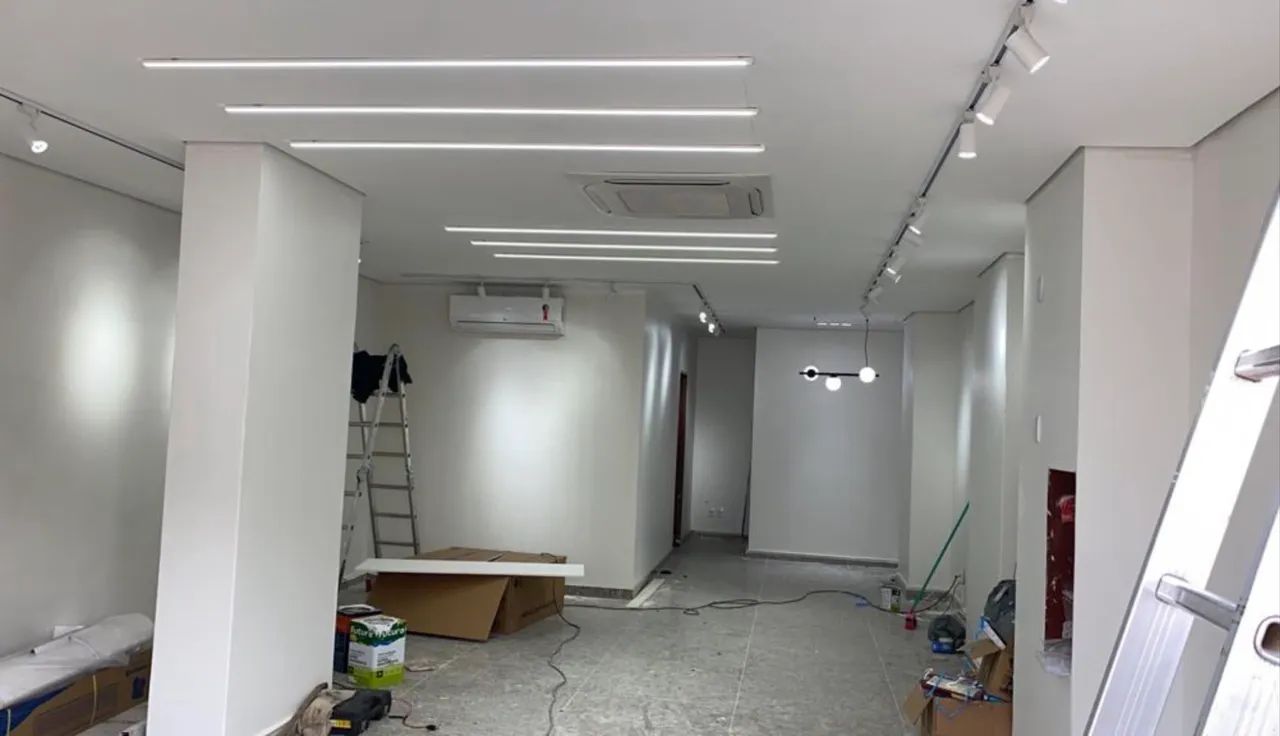 Aluga-se cômodo comercial em Patrocínio MG - Foto 3
