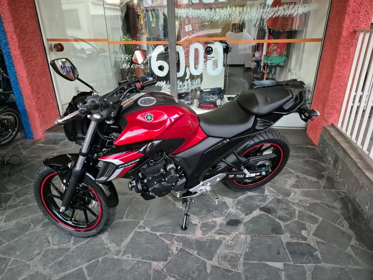 Yamaha Fazer 250 Vermelha - Foto 4